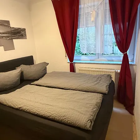 Apartmán 2 Am Europapark - Auf Wunsch Klimatisiert Fuer 10,-aufpreis Pro Nacht Rust